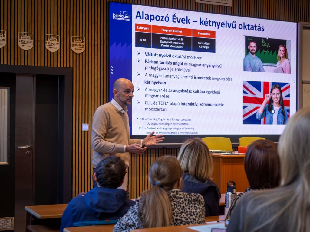 Bilingual Program Angol